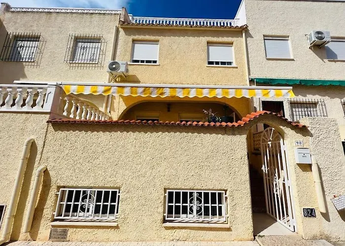 Sunny, South-Facing & Welcoming