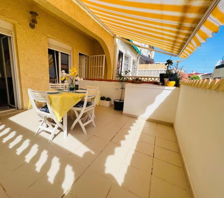 Holiday home Sunny, South-facing & Welcoming *